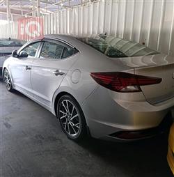 هیوندای ئەلەنترا